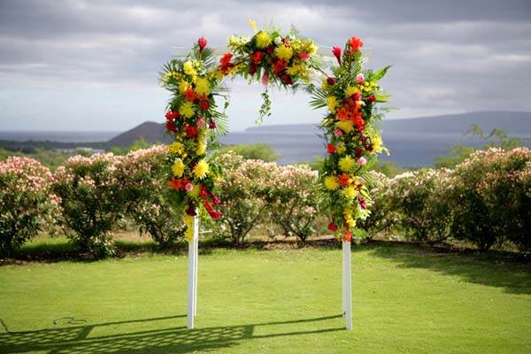 Maui Wedding Florists Bouquets Leis and Assorted Flowers for your Ceremony
